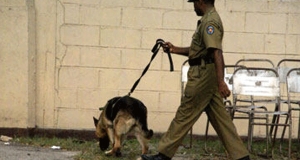 පොලිස් සුනඛයා මන්තී‍්‍ර නිවසට යයි !
