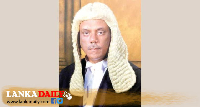 නීතිපතිවරයාගේ සේවා දිගුව ගැන අද සලකා බැලේ