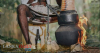 සුරා බදු ප්‍රතිපත්තියෙන් නීති විරෝධි මත්පැනට වැඩි නැඹුරුවක්   
