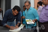 ‘ආදරණීය වික්ටෝරියා’ නවකතාව පිළිබඳ ‘ත‍්‍රිමාණ කියවීමක්’(photos)