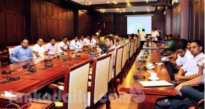 මහින්දව ගෙදර යවපු කට්ටියට රනිල්ගෙන් සංග්‍රහයක්(photos)