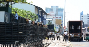 අරලිගහ මැදුරේ මල් පොච්චි 45,000ක් ඉවත් කරයි