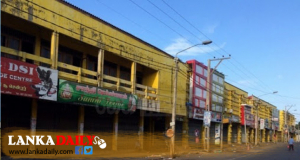 කළුතර කඩ සාප්පු සති දෙකකට වැසේ !