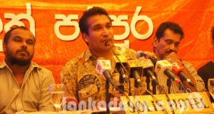 අලුත් පරපුරට ගහන්නේ මහ එවුන්ගේ පූර්වාදර්ශ නිසයි
