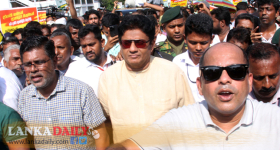 ආණ්ඩුව පන්නන්න ආපු සජිත්, ජනපතිගෙන් මැතිවරණයක් ඉල්ලා පසු බහියි.