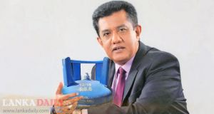 ටෙන්ඩර් කතාවෙන් ඔප්පු වුණේ චරිත කියන්නේම හිස් ගෑස් ටැංකියක් බවය