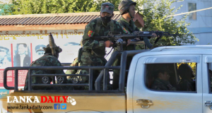 සිරකර සිටින ලාංකිකයන් බේරා ගන්න ත්‍රස්තවාදීන් සමග සාකච්ඡා ඇරඹේ