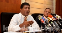 දින සියේ දී ඇණ හිටියේ රාජපක්ෂ පවුලේ සංවර්ධනය පමණයි - රවී