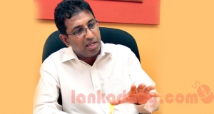 බැදුම්කර ප්‍රශ්නයේදී අවුලක් උනා - හර්ෂ දි සිල්වා(video)