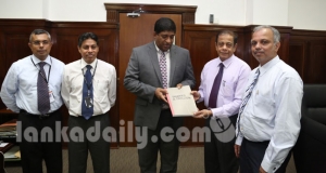 මහජන බැංකුවේ 2014 වාර්ෂික වාර්තාව මුදල් අමාත්‍යවරයා වෙත