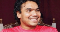 'තාත්තා රනිල් එක්ක කොෆි බොනවා.. මම හරීන් එක්ක තේ බිවුවම මොකද?'