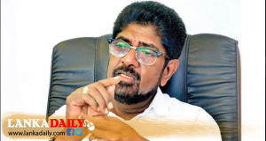 කෙහෙළියට නිවසෙන් ආහාර ලබා ගැනීමට අවසර