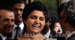ශිරානි සටන අත් නොහරී