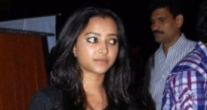 ජීවත්වීමට ගණිකා වෘත්තියේ යෙදුන නිලියක්