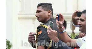 පිස්සු ආමීකාරයාට එරෙහි පරීක්ෂණ ජනපති නියමයෙන් අත් හි‍ටුවයි !