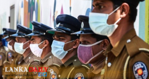 පාසල් එන ගුරුවරුවරුන්ගේ තර කෙරේ..