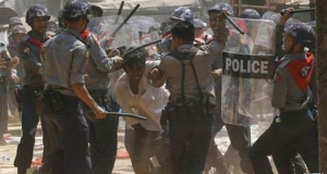 මියන්මාර  ශිෂ්‍ය උද්ඝෝෂකයන් උසාවියට